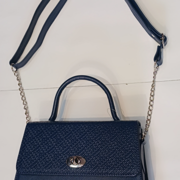 Bolso tapa cadena