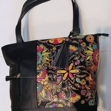 Bolso dos cremalleras y bolsillo externo 