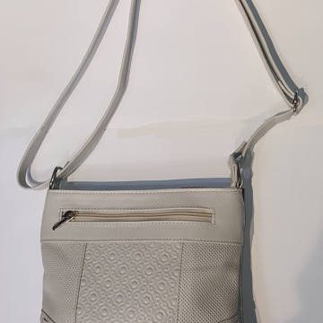 Bolso con bordes