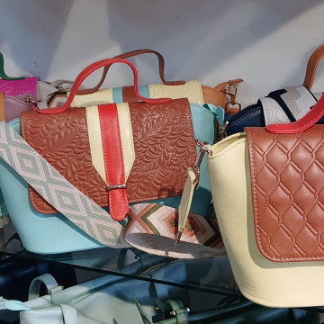 Bolso reata colorin